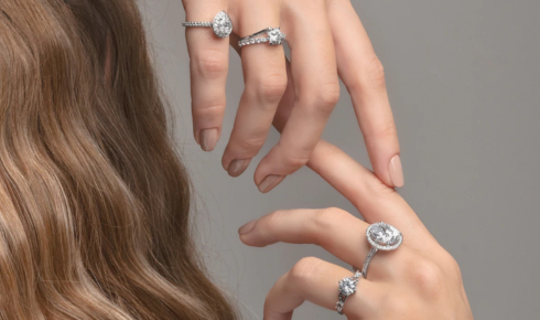 oval diamond engagement rings
